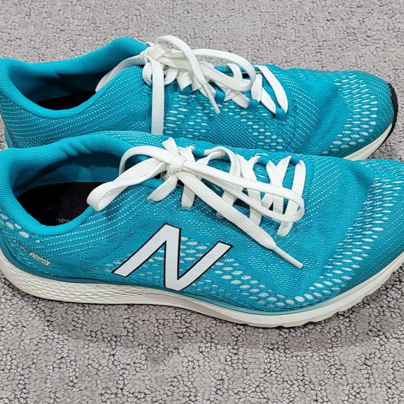 Women's New Balance NB FuelCore Agility V2 size 9 shoes - Picture 3 of 6